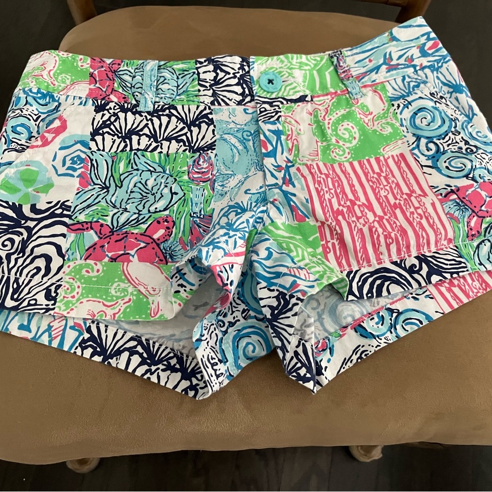 Lilly Pulitzer Walsh Shorts in Osterville Patch, Sz 2